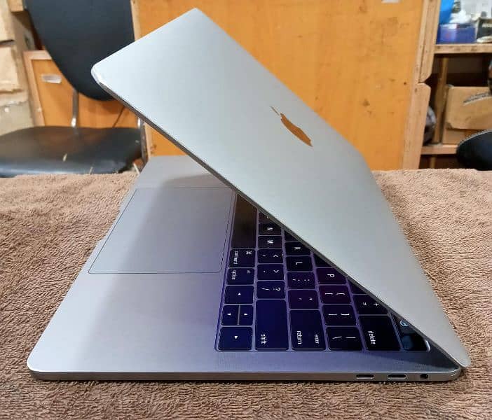 MacBook M1 Pro 2021 16GB 1TB 14" MKGQ3 AppleCare Warranty August, 2025 3