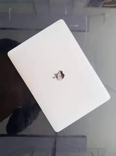MacBook Air Ml Chip Very Reasonable Price 100% Ok