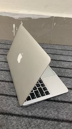 macbook air 2015 10/10 Condition Just Like new