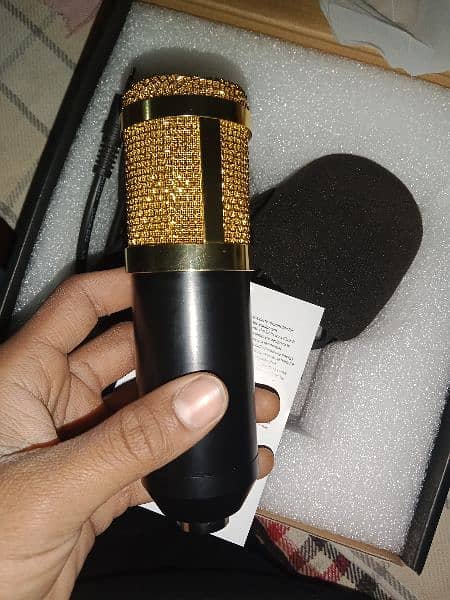 Red dragon manayo mic with free v8 sound card 5