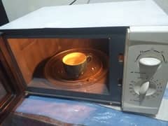 Haier 20 litre microwave for sale. 03289652709