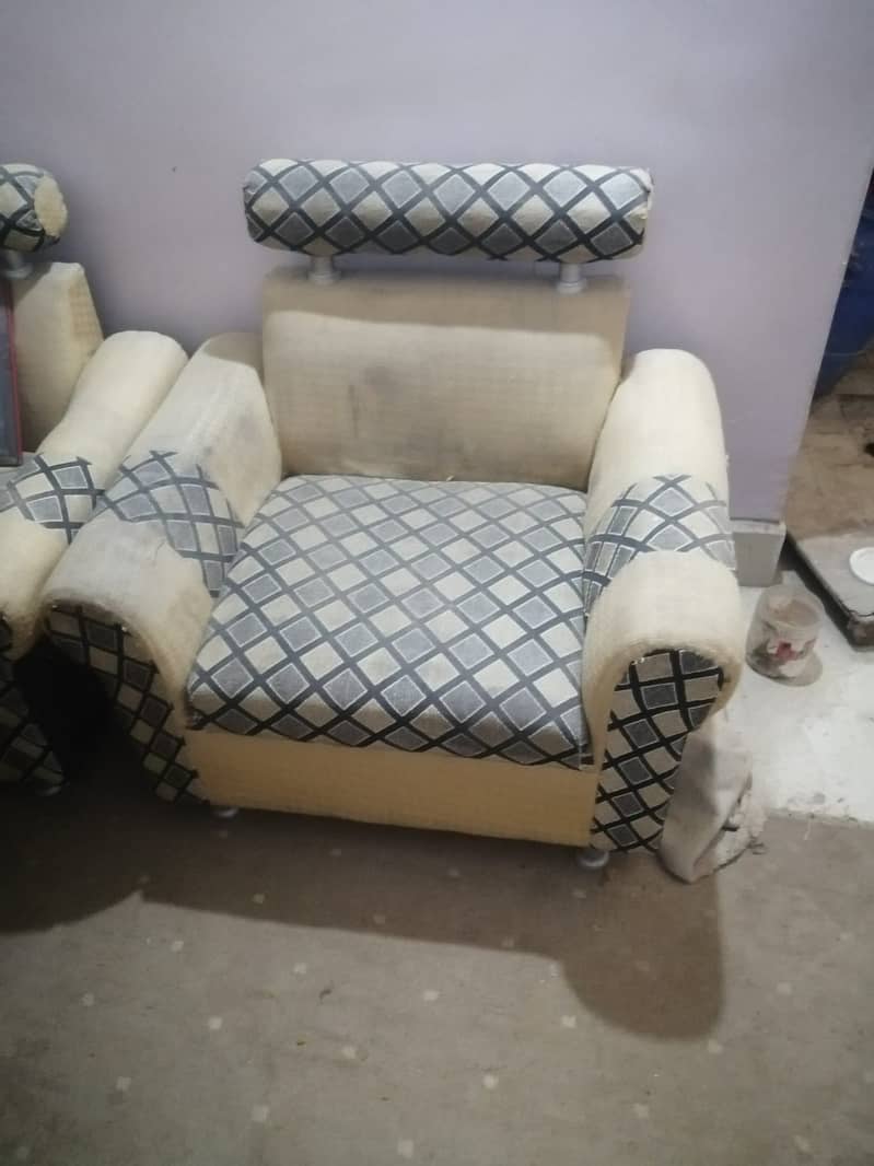 7 seater sofa best quality home used 3