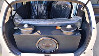 Pioneer carrozzeria JL.  focal Kicker JBL FOCAL access. . . . . . . .