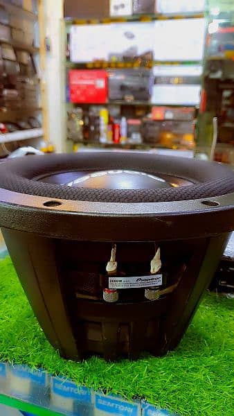 Pioneer carrozzeria JL.  focal Kicker JBL FOCAL access. . . . . . . . 1