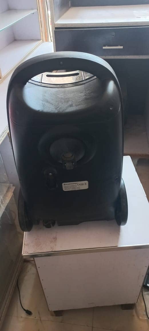 WestPoint Vacuum Cleaner WF-240 0