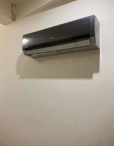 Gree one ton inverter AC heat and cool in genuine condition 0