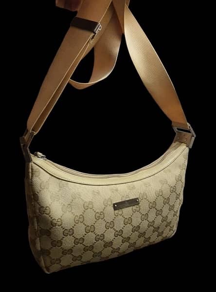 Branded Bag for Ladies GUCCI 3