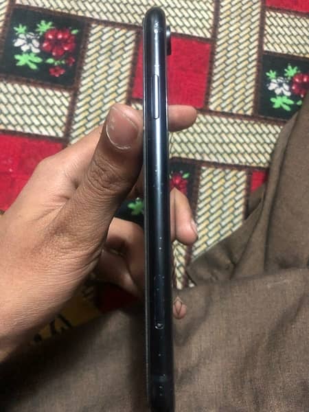 iPhone XR 64 gb non pta FU 10/8 5