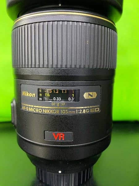 AF_S 105 MM F 2.8 G ED VR Micro Lens 1