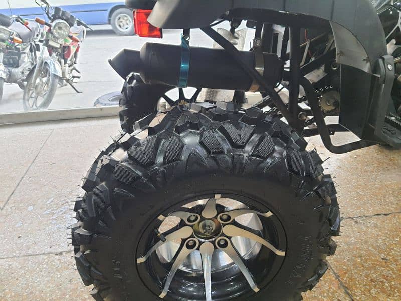 4 × 4 hydrolick disk 250cc 12 plus size dubai import delivery all Pk 3