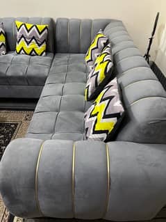 sofa set L shaped just 1 month use