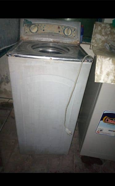Super Asia dryer in working condition. 1