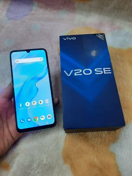 Vivo V20 SE 8/128 With Box 1