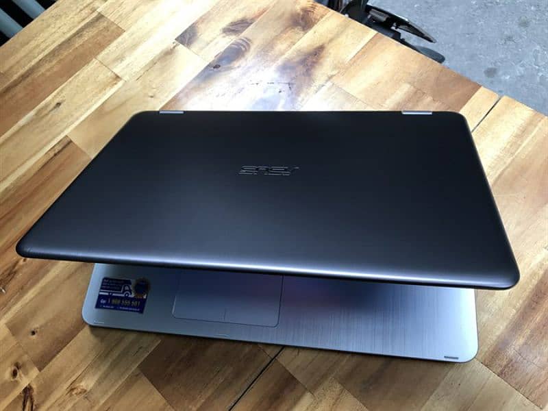 Asus Laptop Touch screen 6th Generation 8GB Ram 500GB Hard 3 hrs btry 7