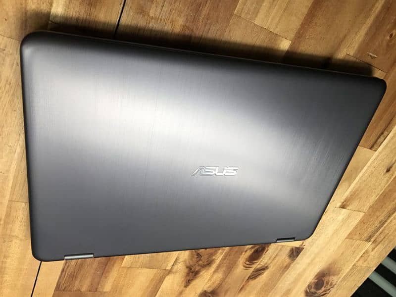 Asus Laptop Touch screen 6th Generation 8GB Ram 500GB Hard 3 hrs btry 8