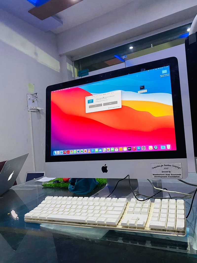 Apple iMac 21.5"(2013) 7