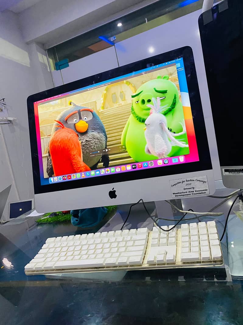 Apple iMac 21.5"(2013) 10