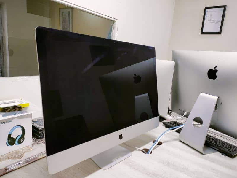 iMac 2019 27-inch 5k Display 0
