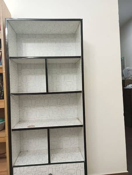 White Book/ Decor Shelf 1