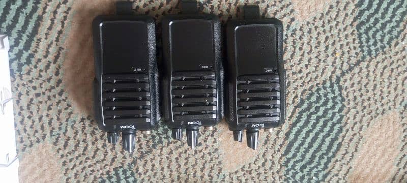 Walkei Talkei ICom IC-V82 Made in Japan 15