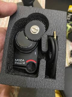 MOZA Camera Zoom Control-Model: iFocus-M (Black) 0