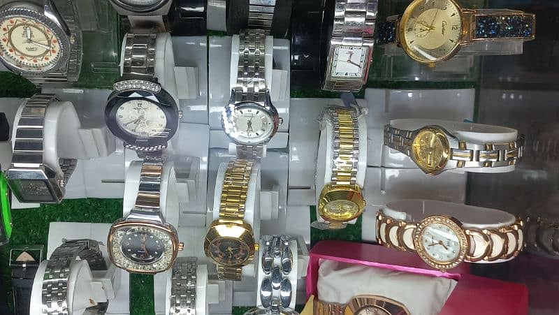 luxury Watches day & Date two ton Watch with box 9