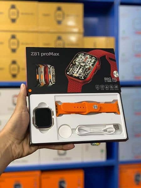 ULTRA 4 in 1 Smartwatch Series 8 With 4 straps FULL HD Display 5