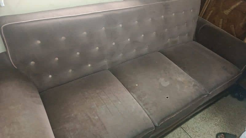 good Condition Sofa Set (1 +2 + 3 ) Sofa set (With Covers Free ) 6