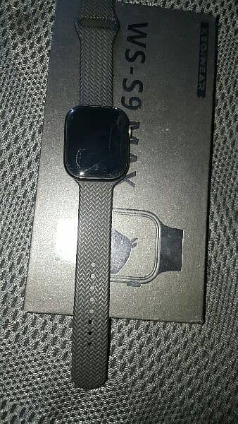 Smart watch series 9 With 2 straps and box and charger cable 3