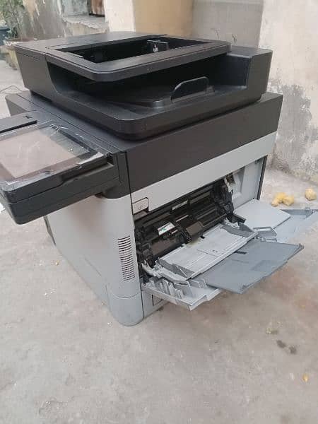 Hp m630 photocopy All in one printer 1