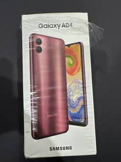 Samsung galaxy A04 ROM:64 RAM:4gb colour :copper