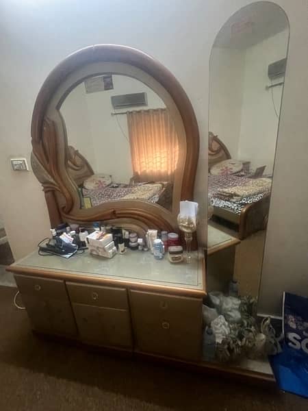 Bed and dressing table for sale 2
