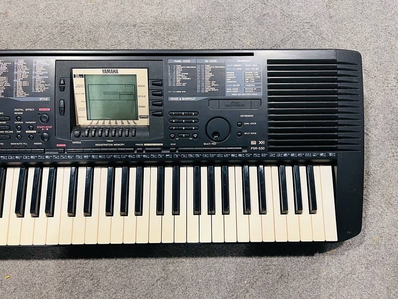 Yamaha PSR-530 Keyboard  piano Yamaha  Korg Roland Casio kawai M-audio 3