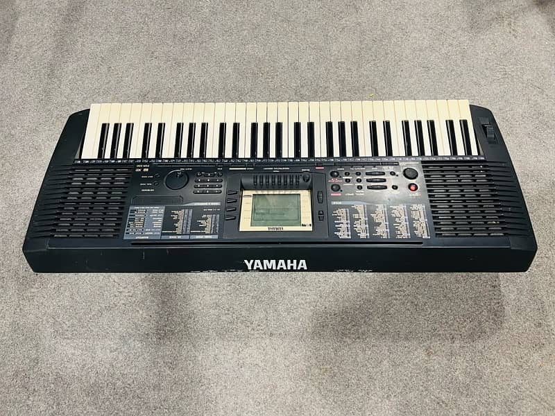Yamaha PSR-530 Keyboard  piano Yamaha  Korg Roland Casio kawai M-audio 9