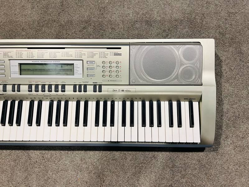 Casio WK-200 Keyboard with Indians tones piano Yamaha  Korg Roland 2