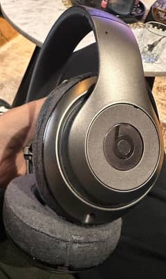 Beats Studio 2.0 Wireless Bluetooth Over Ear Headphones