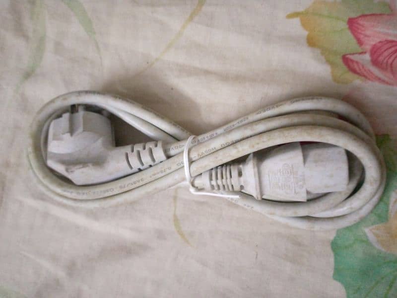 computer power cable 0