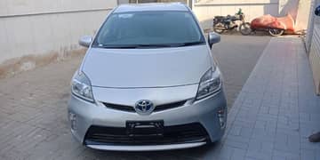 Self Import SBT Japan Toyota Prius 2013 First Owner 17 inch RIMS tyres