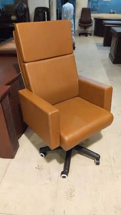 Office boss chair hole sale cash on delivery WhatsApp 03030516792