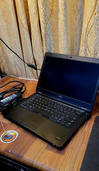 DELL LATITUDE E5450  CORE i5 5th gen  8gb 128gb ssd 5