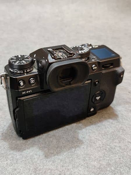 Fuji film XH1 with 56mm 1.2 23mm 1.4 fujinon lenses 2
