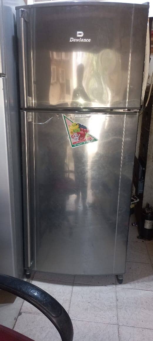 Full Size Dawlance Freezer Refrigerator Silver Metal in Well Condition 1