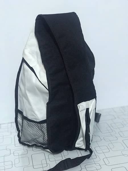 Medium Shoulder bag for boys / carrying bag medium size 1