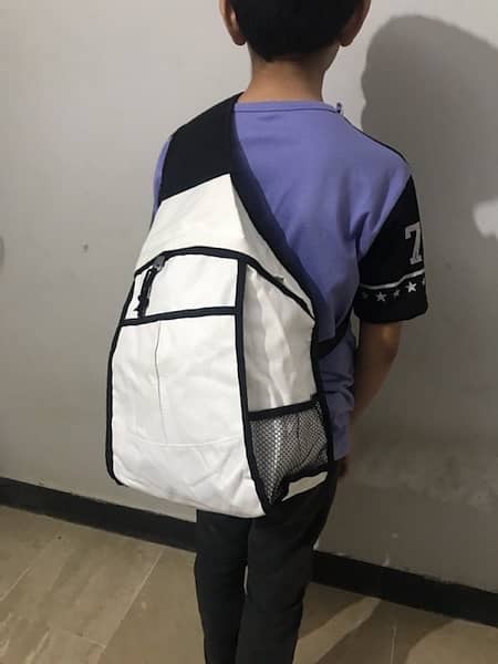 Medium Shoulder bag for boys / carrying bag medium size 3