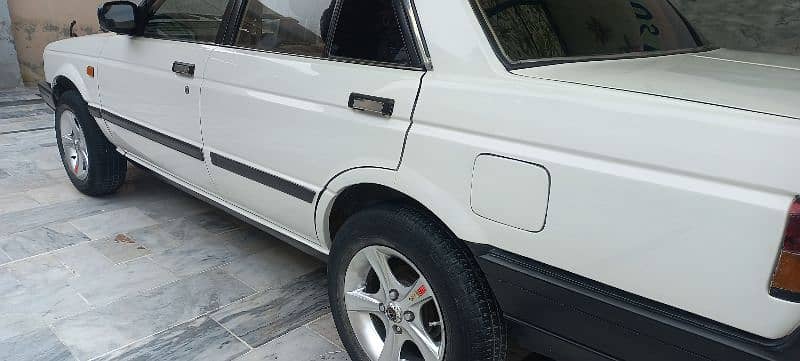 NISSAN OUTSTANDING CONDITION 1