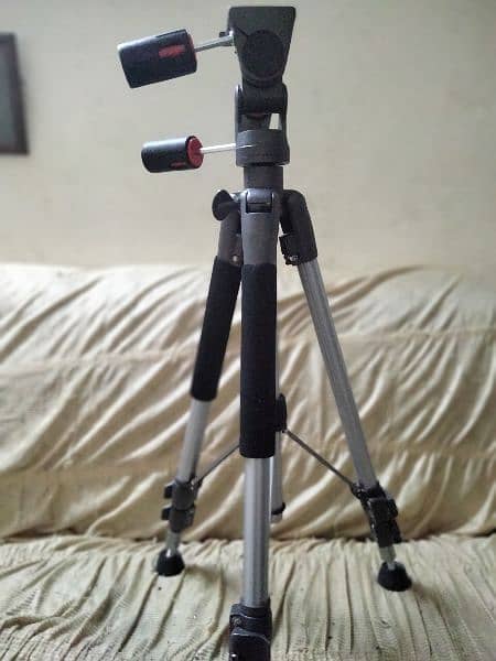 camera tripod for sale 1