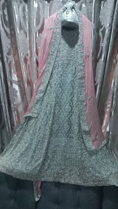 Luxury bridal dresses for sales  Heavy work at maxi. And also heavy du