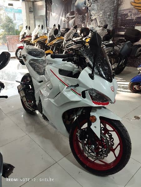 Ducati 1199 Replica 400cc 11