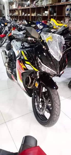 Honda CBR replica 350cc 10