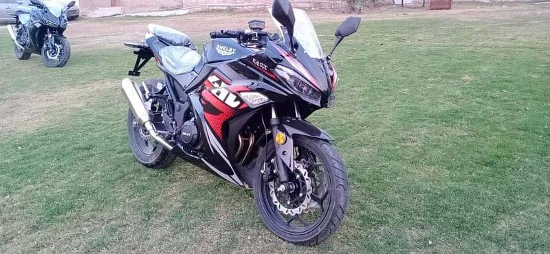 Yamaha replica 350cc 3